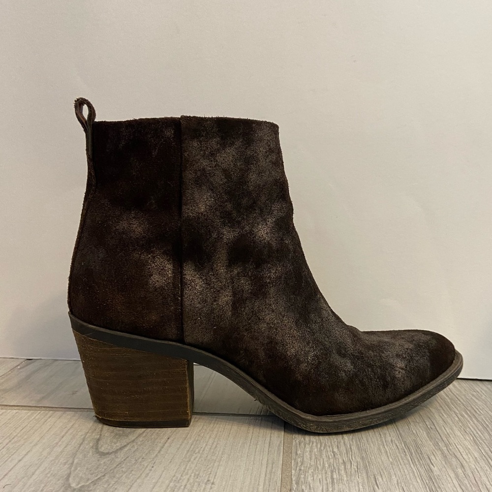 Lucky Brand Leather Shimmer Ankle Boots